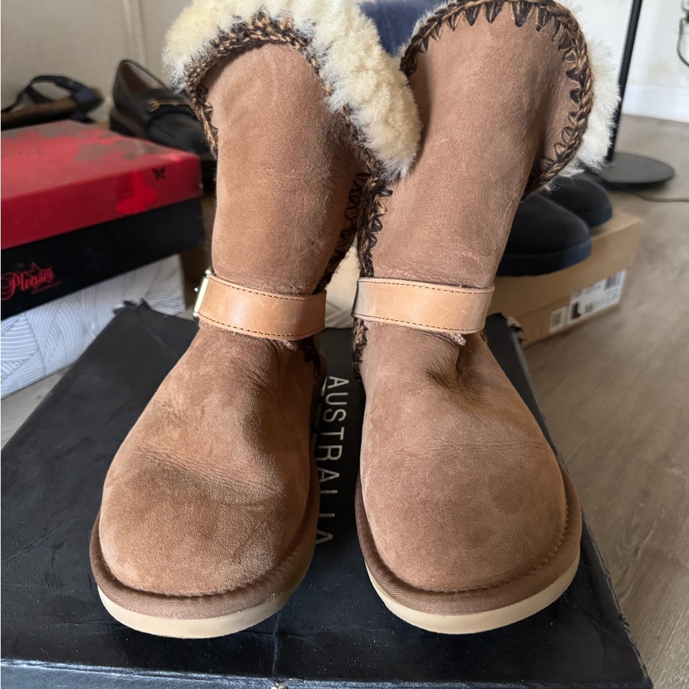 Australia Luxe Collective Women's Brown Shearling Boots